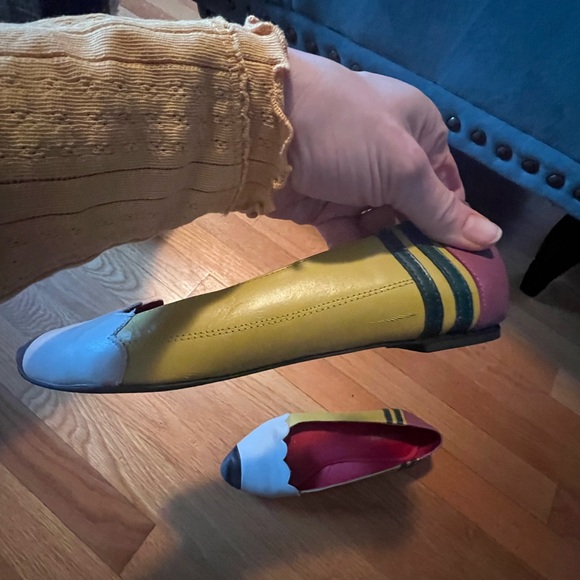 Jeffrey Campbell Multicolor Flats with Black and Cream - Picture 11 of 11